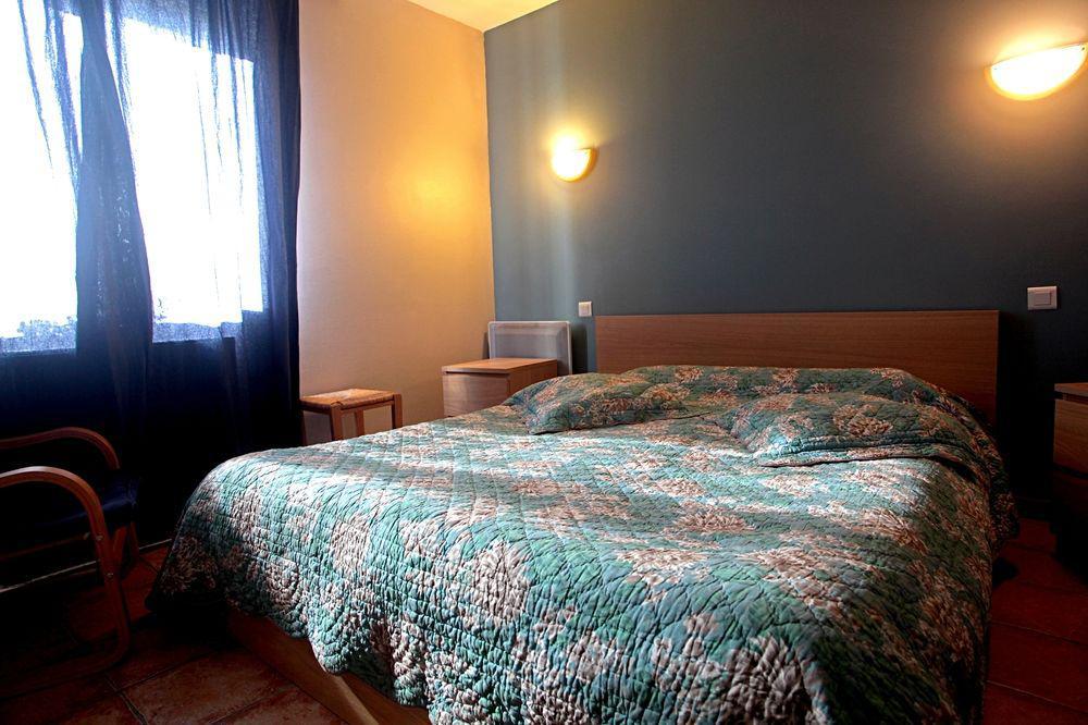 Logis Hotel Restaurant Auberge De L'Espinouse Fraisse-sur-Agout エクステリア 写真
